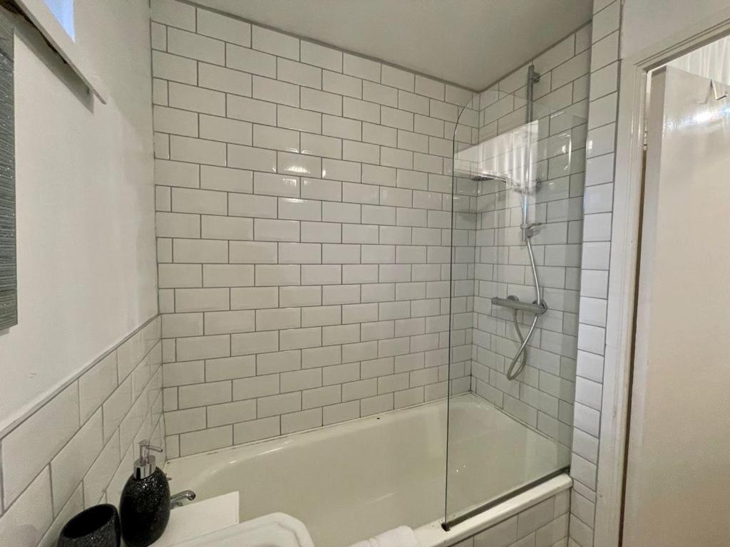 Bishop'S Gate Apartment Londonderry Esterno foto